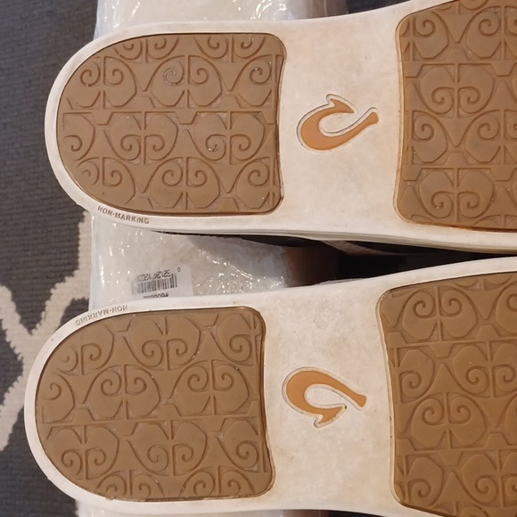 OLUKAI PEHUEA PA'I Camo Slip On Shoes Women's 10 - Picture 9 of 16